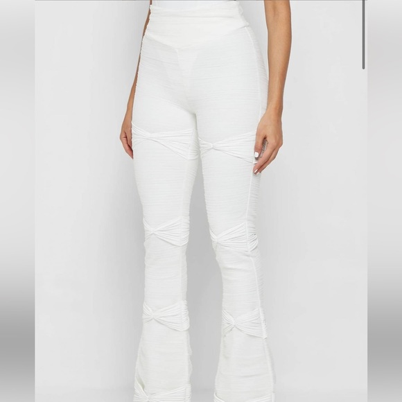 NWT - Manière De Voir Shirred Mesh Overlay Flared Leggings - Picture 7 of 8